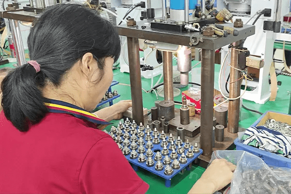 Chip riveting powder ring curing